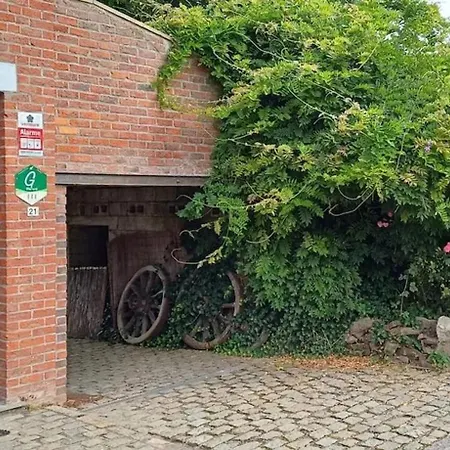 Spacious House In With Garden Montignies-sur-Roc