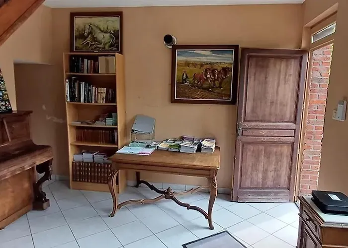 Spacious House In With Garden Holiday home Montignies-sur-Roc