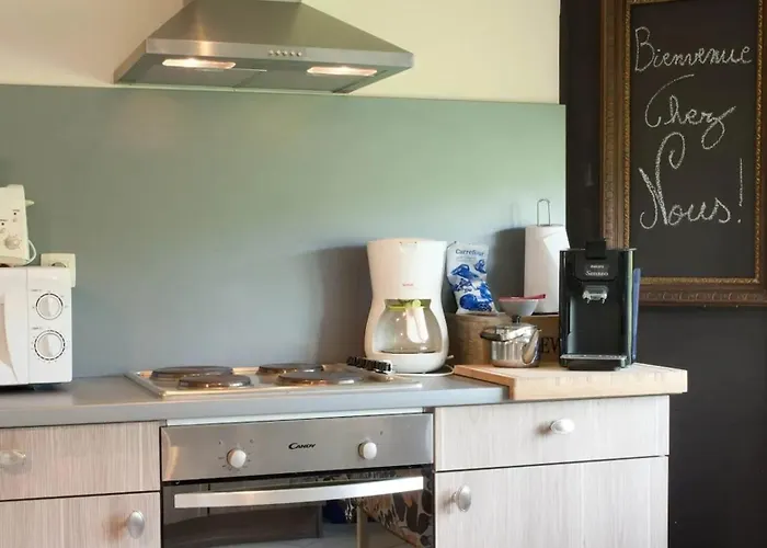 Spacious House In With Garden Holiday home *