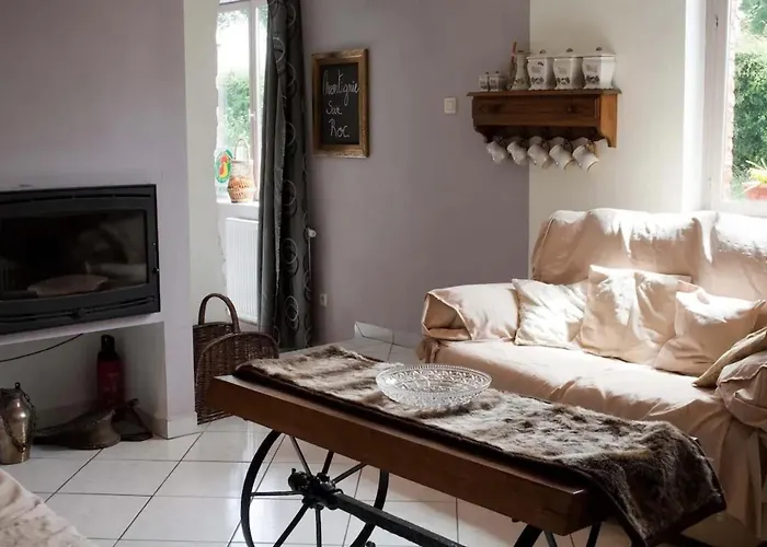 Spacious House In With Garden Montignies-sur-Roc